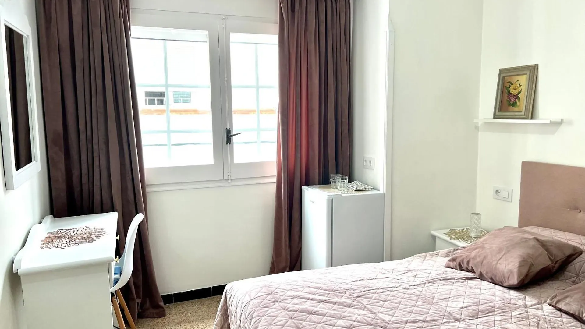 Maison d'hôtes Escondite Central Con Terraza Compartida En La Azotea Roses