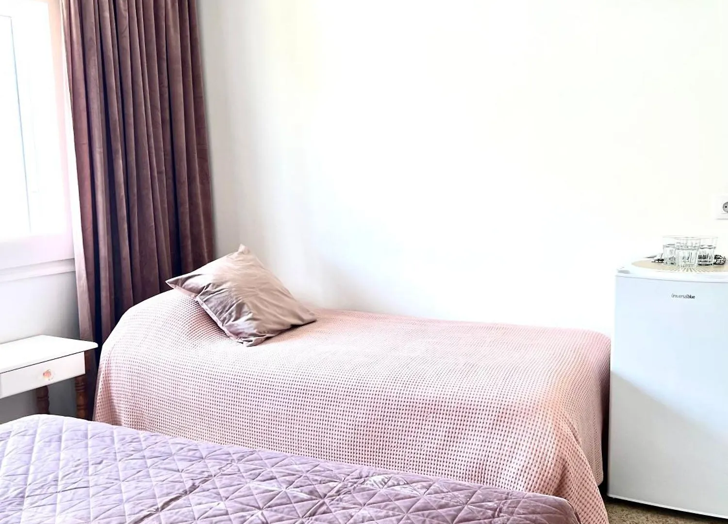 Escondite Central Con Terraza Compartida En La Azotea 로지즈 0*,  스페인