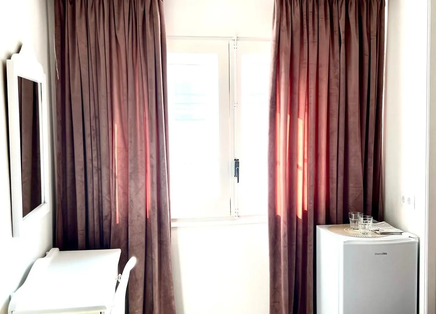 Escondite Central Con Terraza Compartida En La Azotea 로지즈 스페인