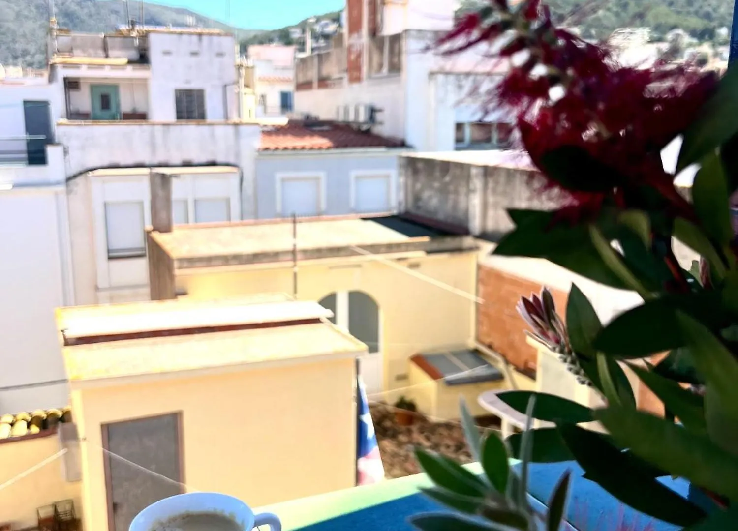 Escondite Central Con Terraza Compartida En La Azotea Roses Spain